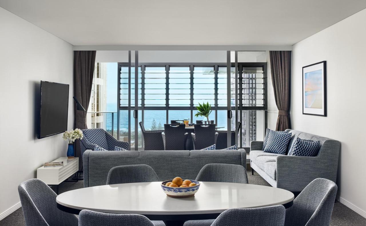 Meriton Broadbeach Hotel 5*