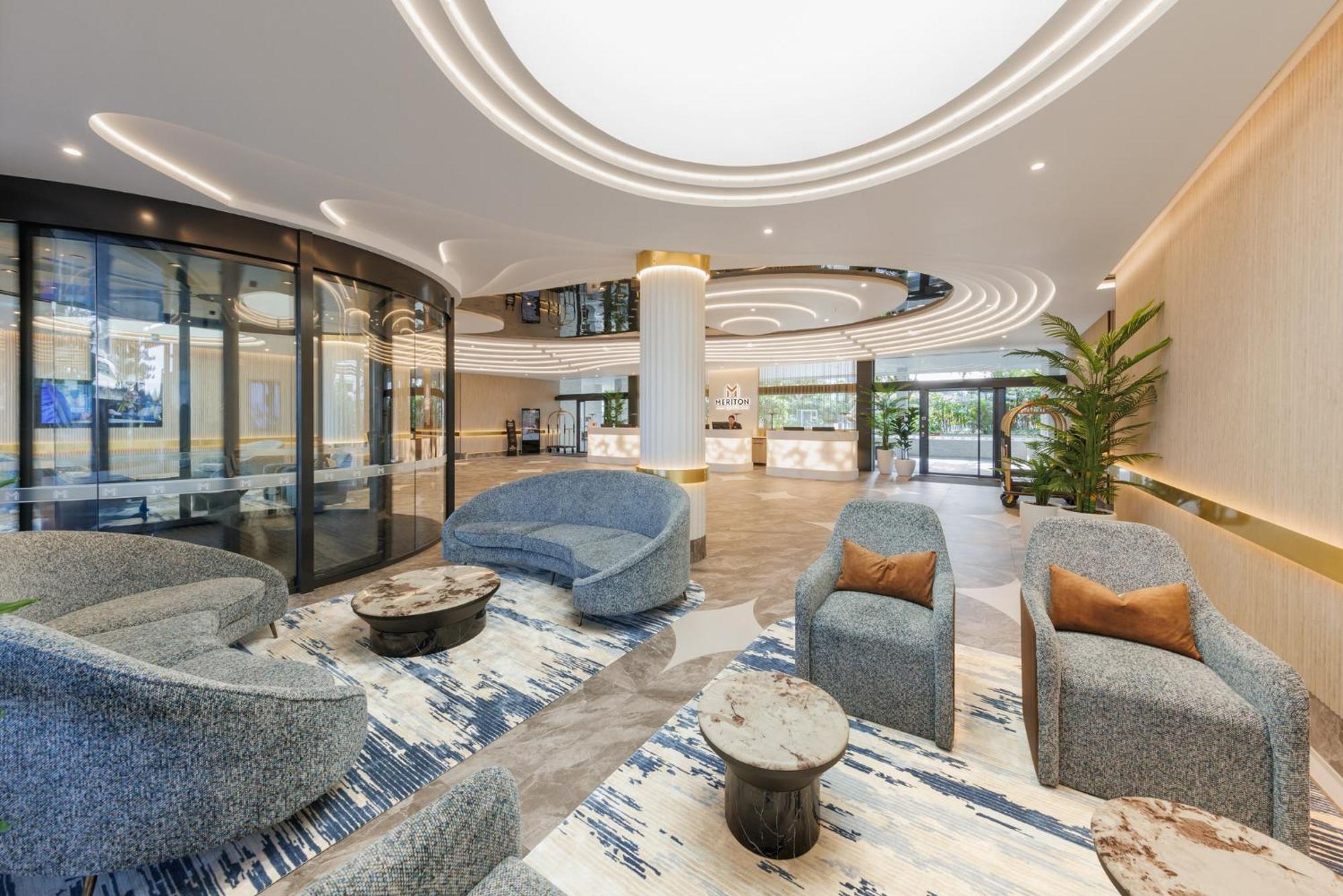 Meriton Broadbeach Hotel Gold Coast
