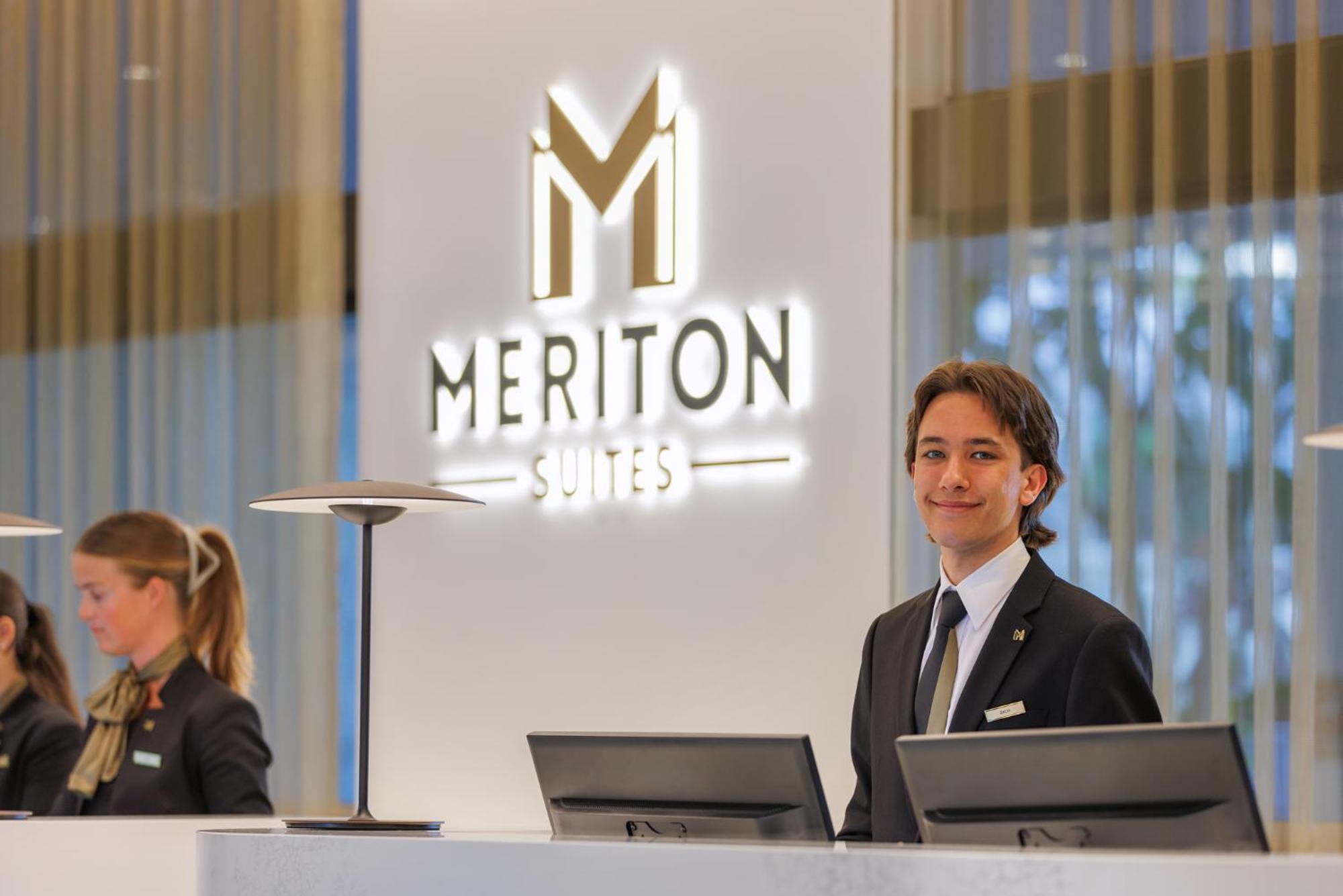 Meriton Broadbeach Gold Coast