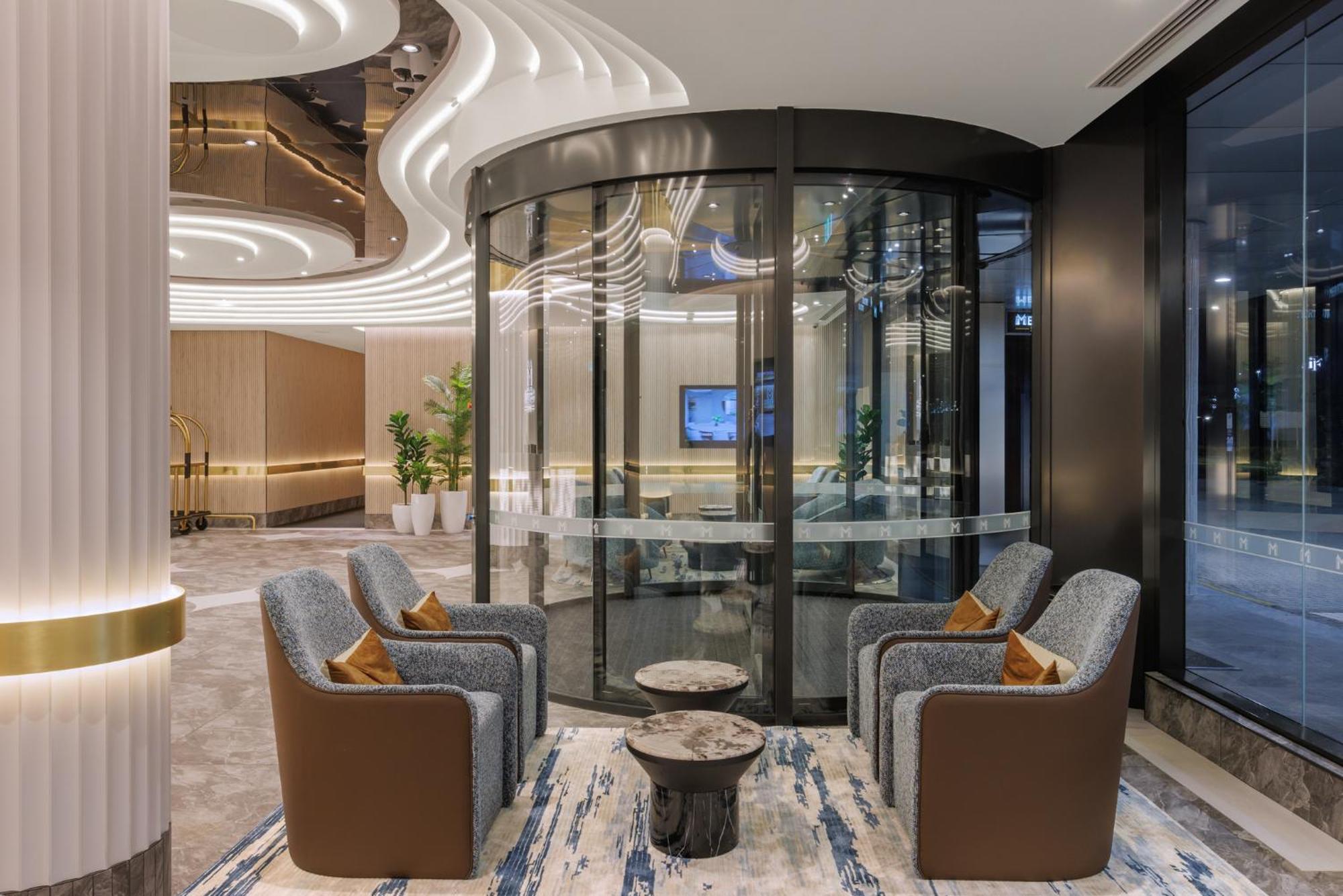 Meriton Broadbeach